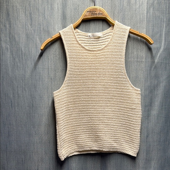 OAK + FORT Tops - 🏴 OAK + FORT Cream Tank Top / crop style size medium